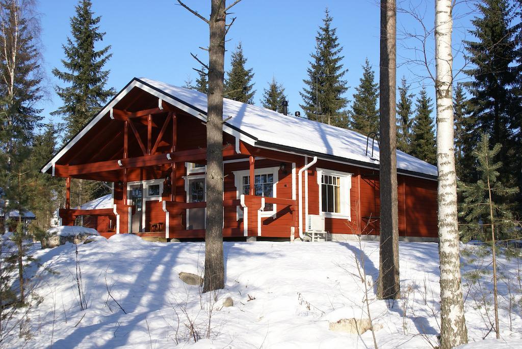 Kartanohotelli Satulinna Huvilat Hirvensalmi Pokoj fotografie